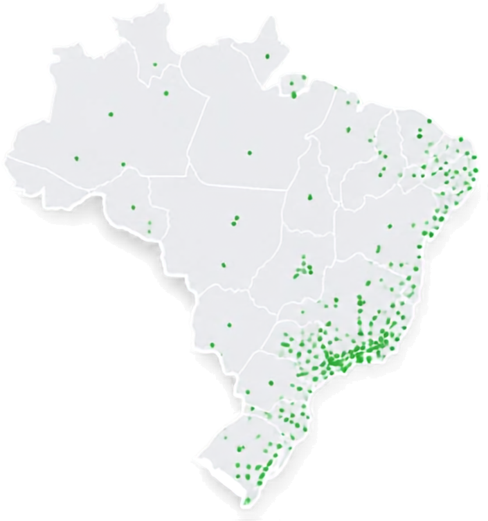 Mapa do Brasil com a distribuição atual dos pontos públicos de recarga, concentrados no Sudeste e Sul.